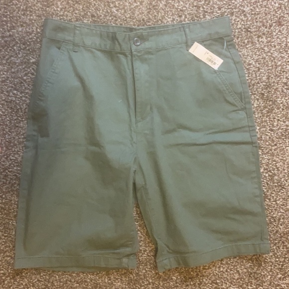 Boys NWT -OLD NAVY shorts-18 Husky - Picture 6 of 8